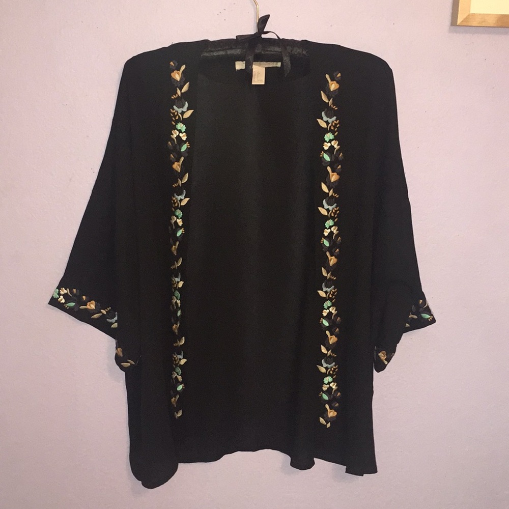Black kimono